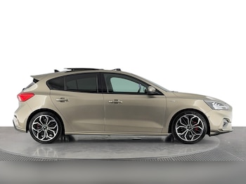 Used Ford Focus 2018 for sale - 79092800: Photo
