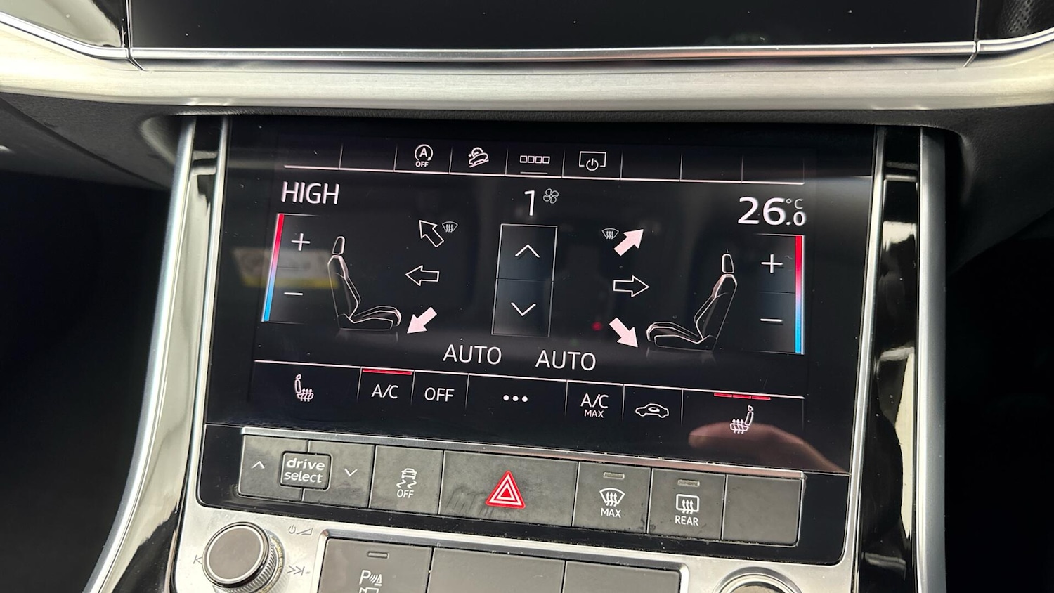 Used Audi Q7 2020 for sale - 77883252: Photo 19