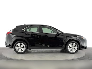Used Lexus UX 2021 for sale - 75638423: Photo