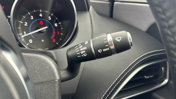 Used Jaguar XE 2019 for sale - 76048772: Photo 19