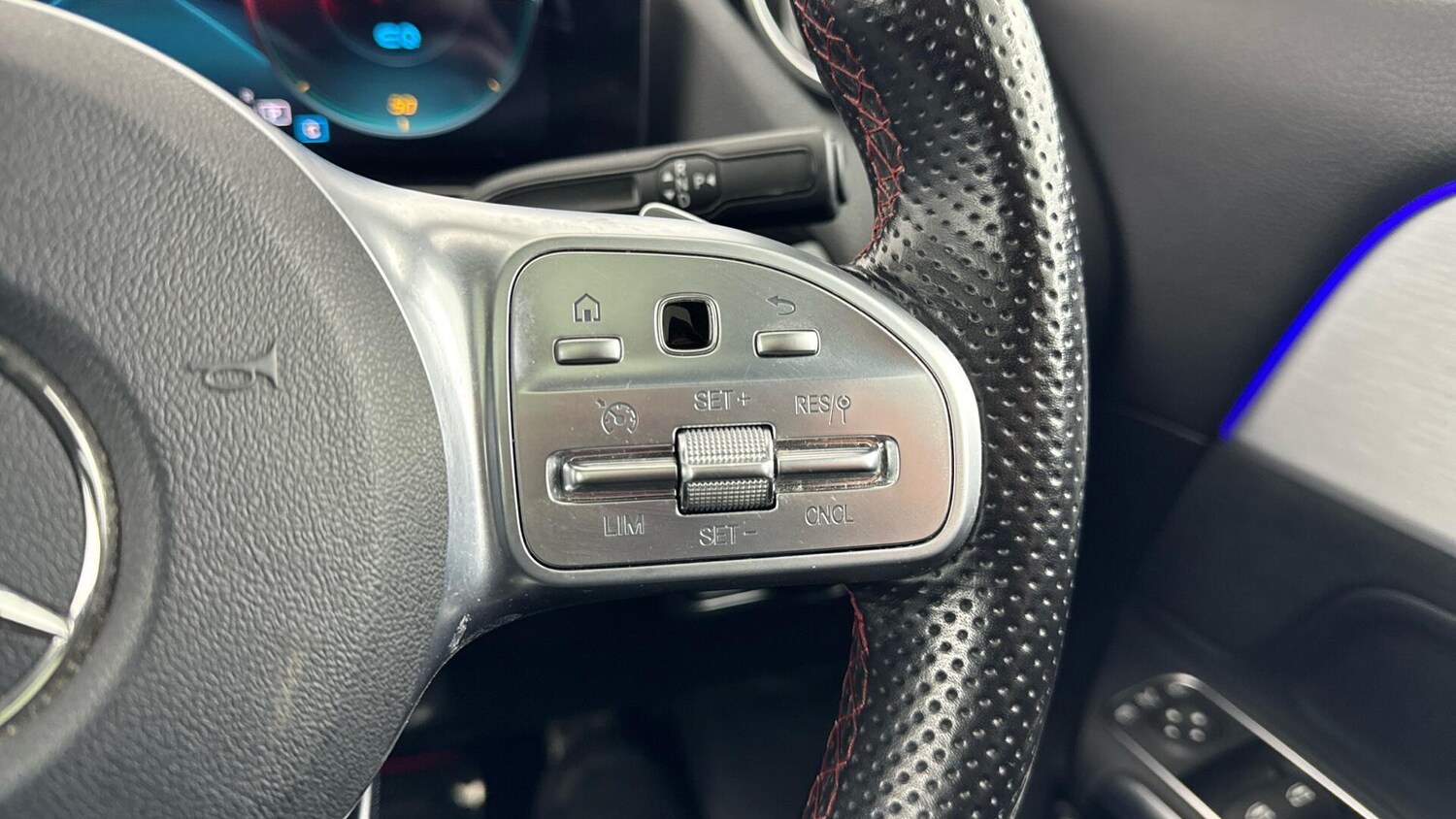 Used Mercedes-Benz EQA 2021 for sale - 77994296: Photo 17