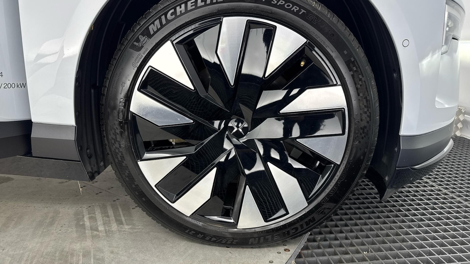 Used Polestar Polestar 4 2025 for sale - 77737185: Photo 22