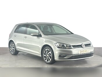 Used Volkswagen Golf 2019 for sale - 78842707: Photo