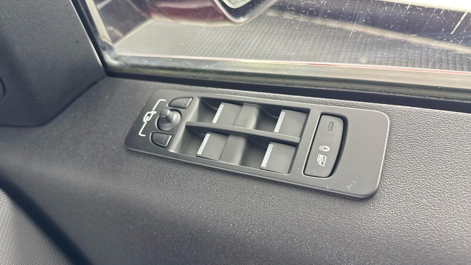 Used Land Rover Discovery Sport 2020 for sale - 77882493: Photo 24