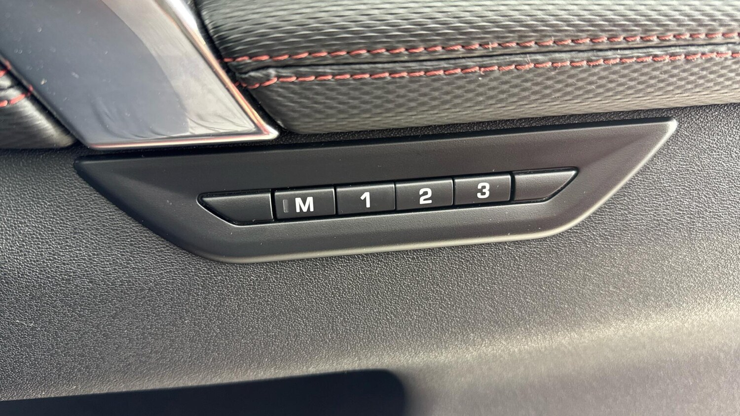 Used Land Rover Discovery Sport 2020 for sale - 77882493: Photo 25