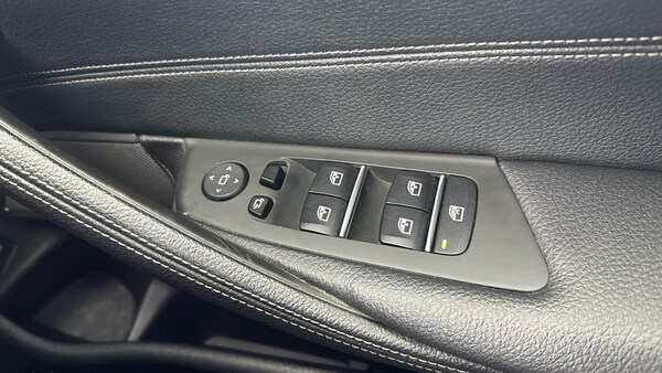 Used BMW 5 Series 2022 for sale - 76268054: Photo 59