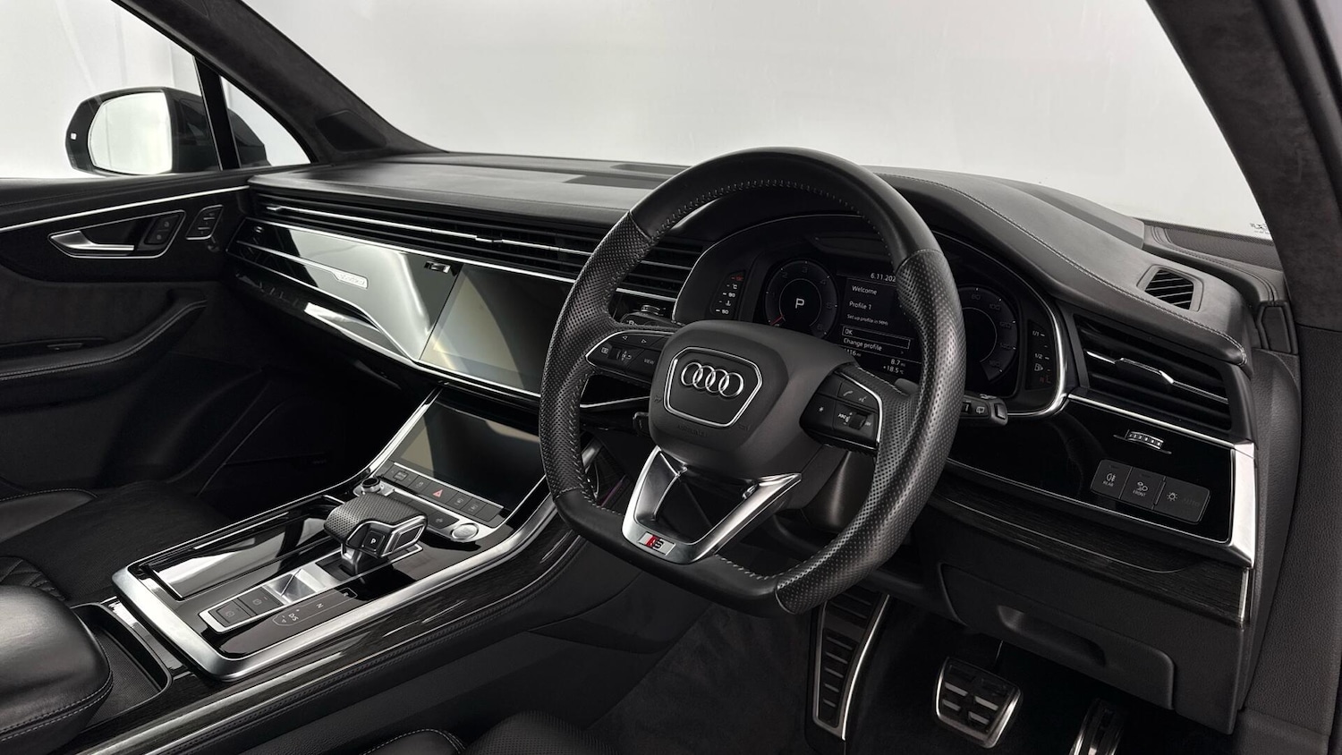 Used Audi Q7 2020 for sale - 77940351: Photo 10