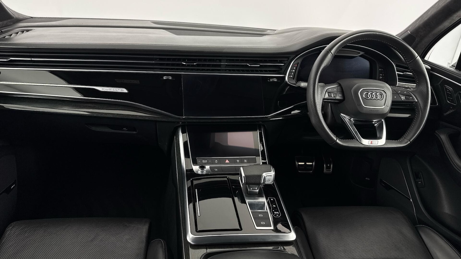 Used Audi Q7 2020 for sale - 77940351: Photo 11