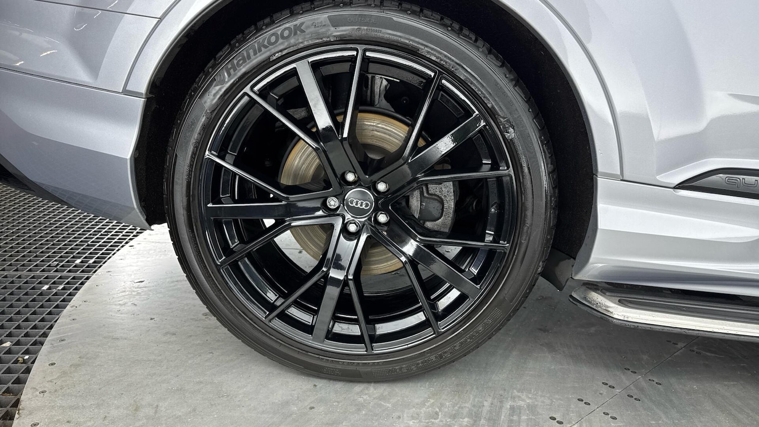 Used Audi Q7 2020 for sale - 77940351: Photo 28