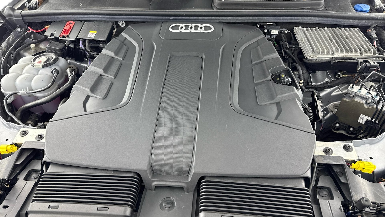 Used Audi Q7 2020 for sale - 77940351: Photo 30