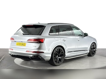 Used Audi Q7 2020 for sale - 77940351: Photo