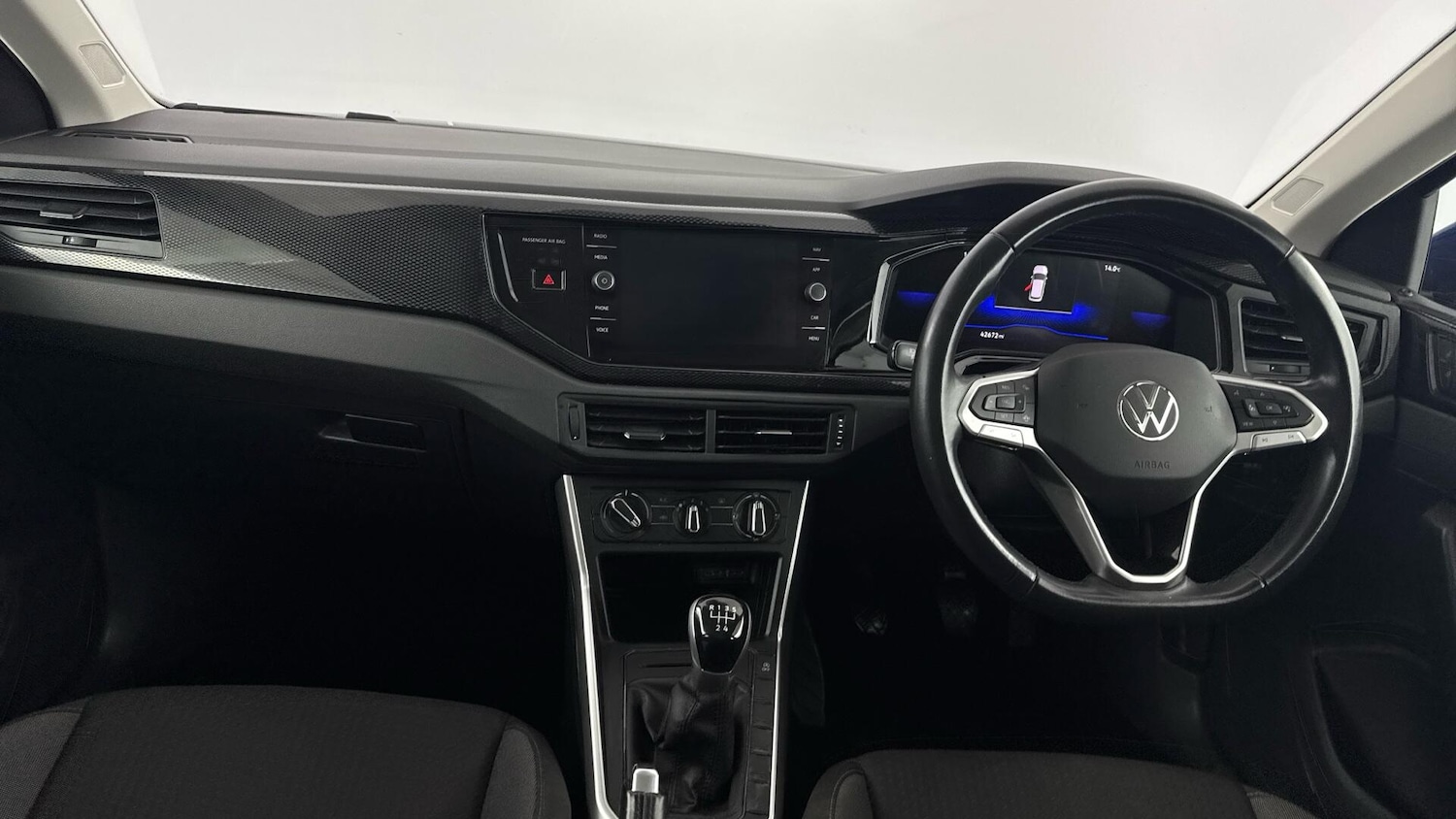 Used Volkswagen Polo 2023 for sale - 77854184: Photo 11