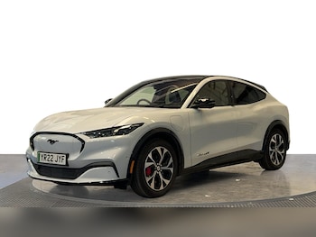 2022 - Base 5-Door