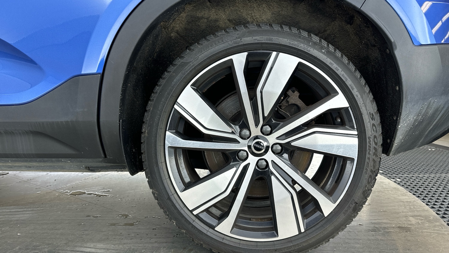 Used Volvo XC40 2021 for sale - 76129193: Photo 18