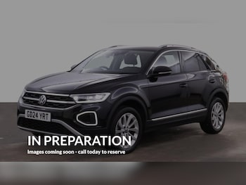 Used Volkswagen T-Roc 2024 for sale - 78676108: Photo