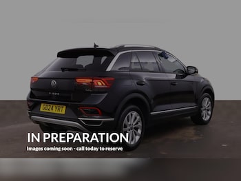 Used Volkswagen T-Roc 2024 for sale - 78676108: Photo