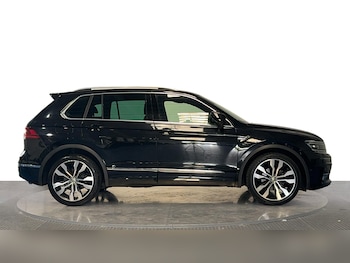 Used Volkswagen Tiguan 2020 for sale - 75945054: Photo