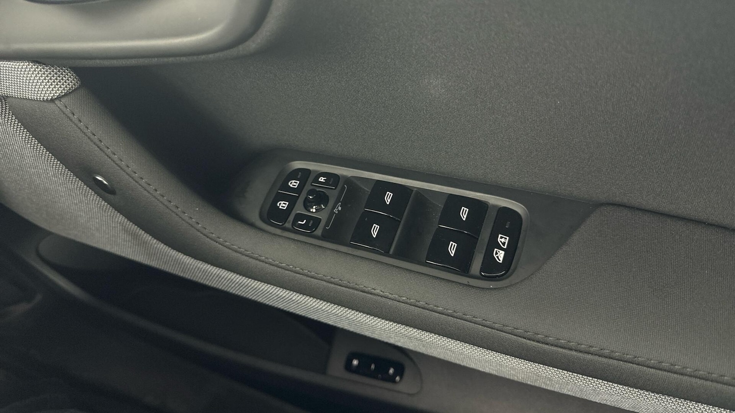 Used Polestar Polestar 2 2025 for sale - 77410865: Photo 41