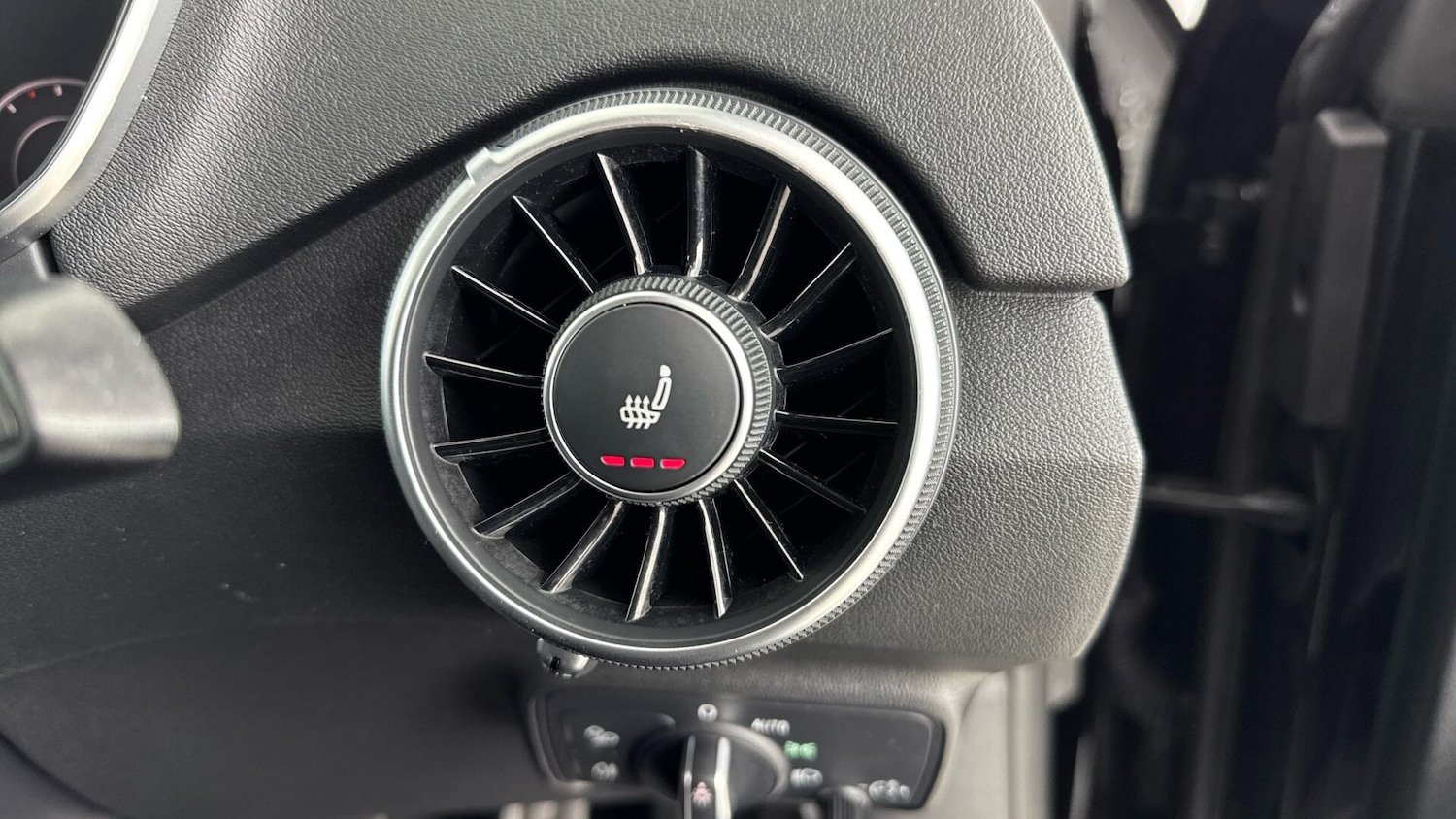 Used Audi TT 2019 for sale - 77882897: Photo 24