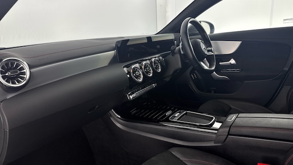 Used Mercedes-Benz CLA 2023 for sale - 76133823: Photo 10