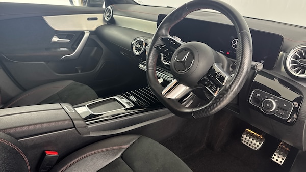 Used Mercedes-Benz CLA 2023 for sale - 76133823: Photo 9