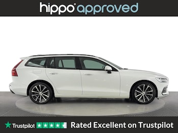 Used Volvo V60 2022 for sale - 76657422: Photo