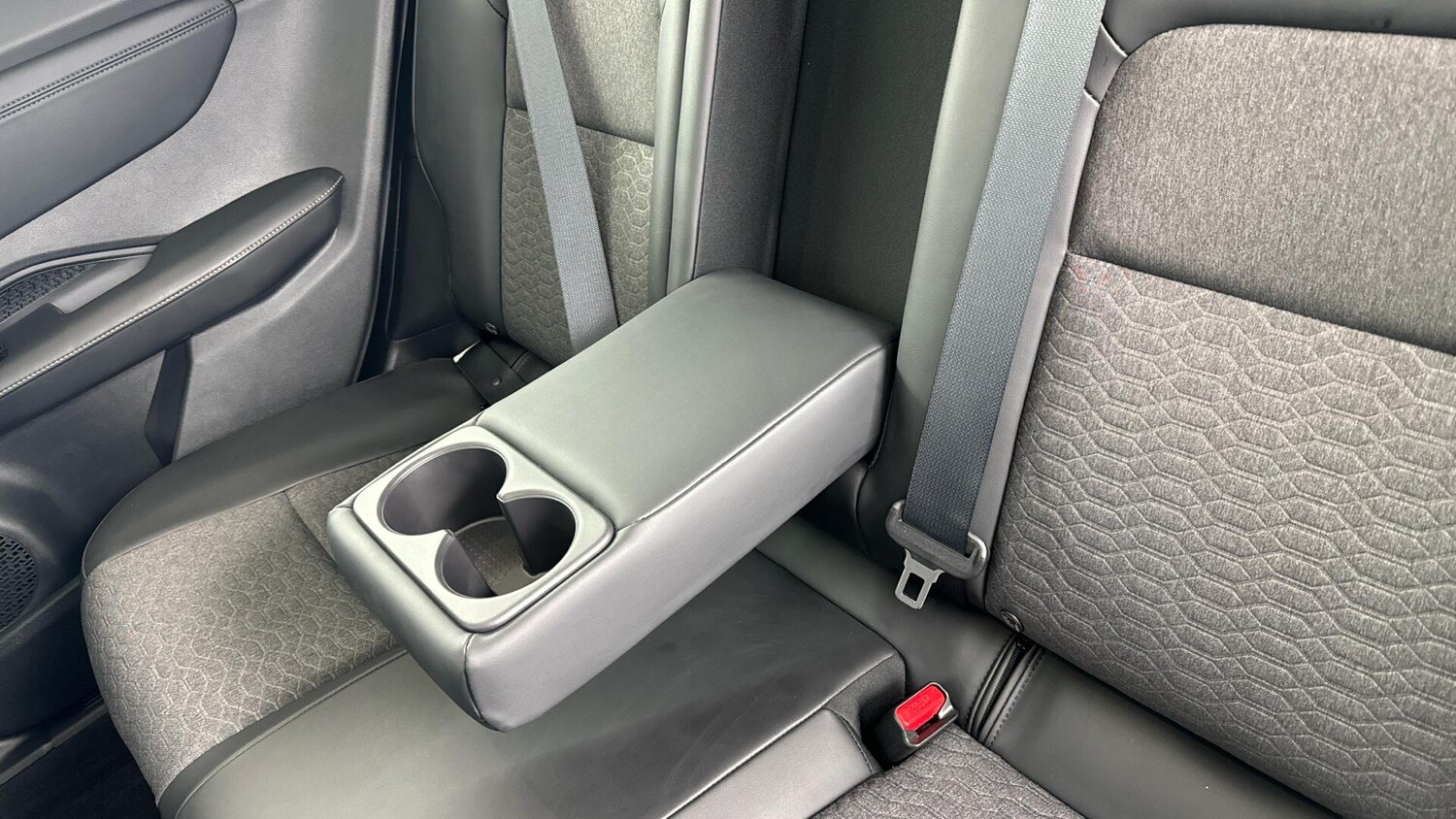 Used Nissan ARIYA 2024 for sale - 77279388: Photo 41