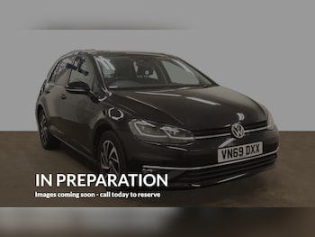 Volkswagen - Golf