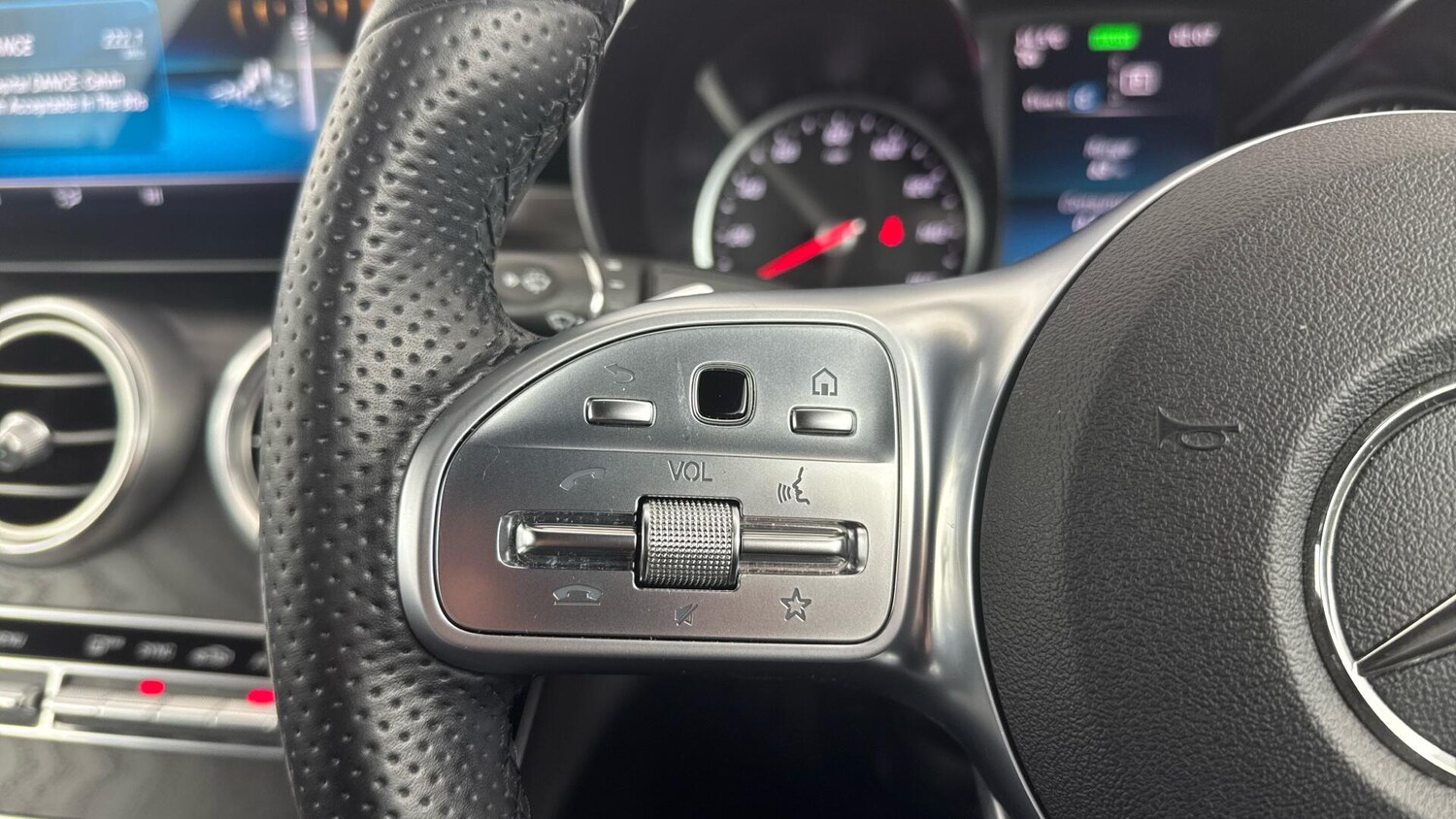 Used Mercedes-Benz C Class 2020 for sale - 77882058: Photo 18