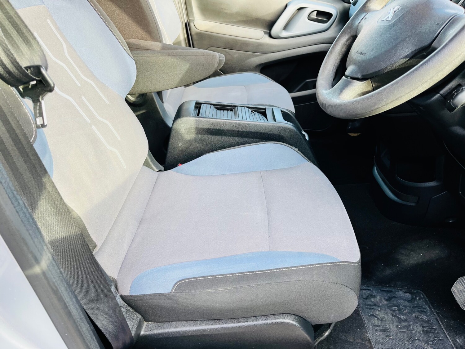 Used Peugeot Partner Tepee 2012 for sale - 78054306: Photo 15