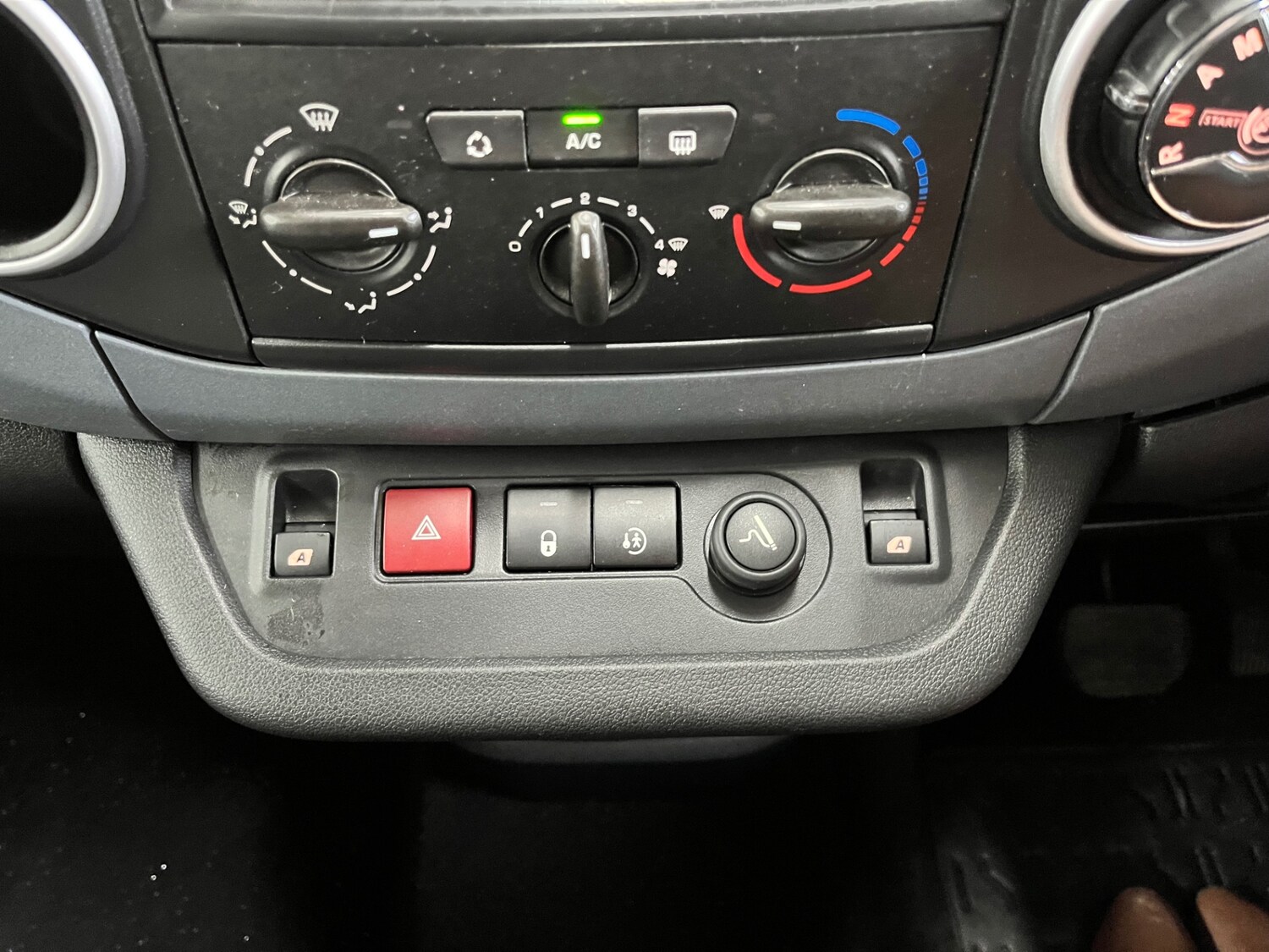 Used Peugeot Partner Tepee 2012 for sale - 78054306: Photo 26