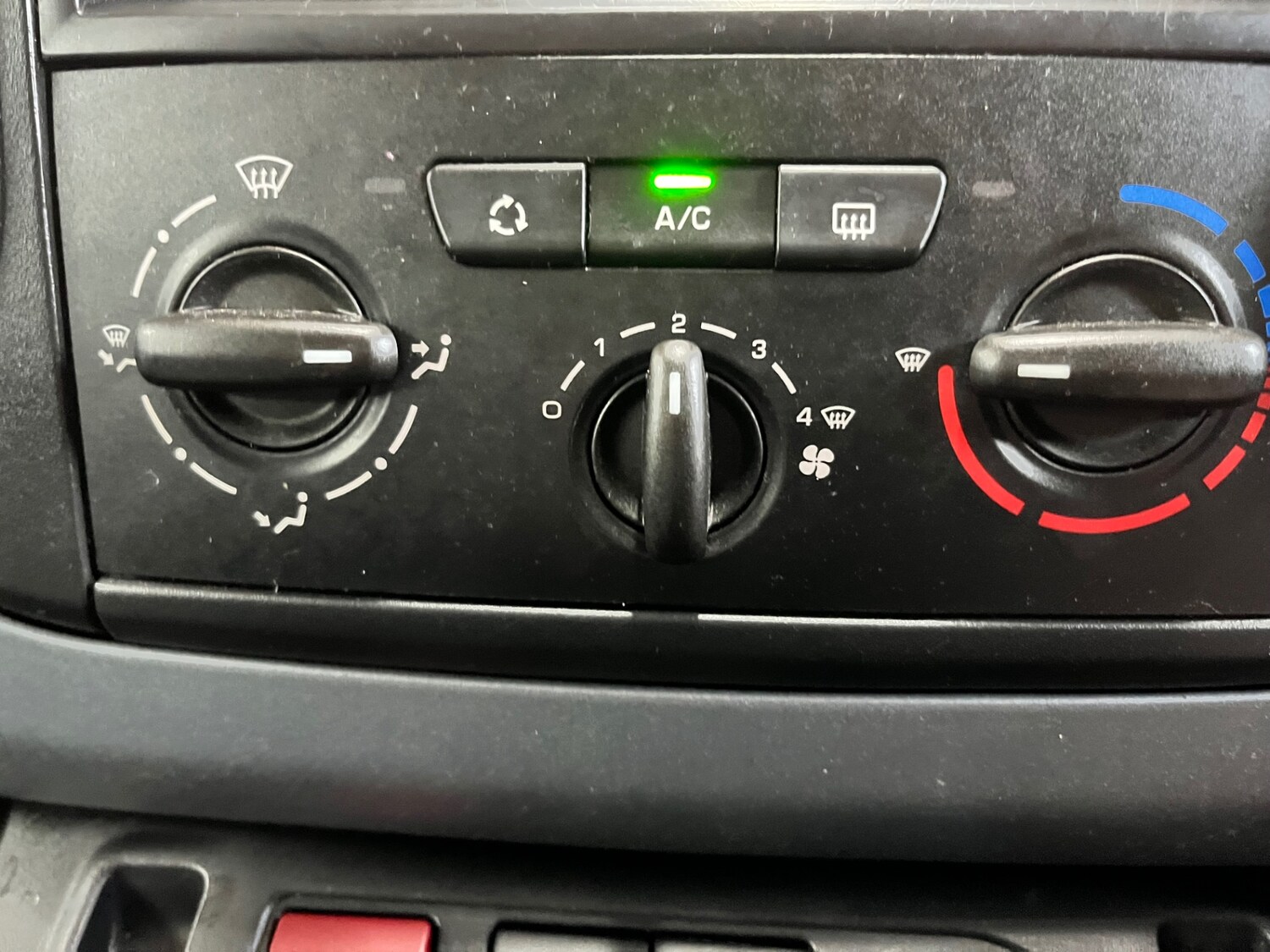 Used Peugeot Partner Tepee 2012 for sale - 78054306: Photo 28