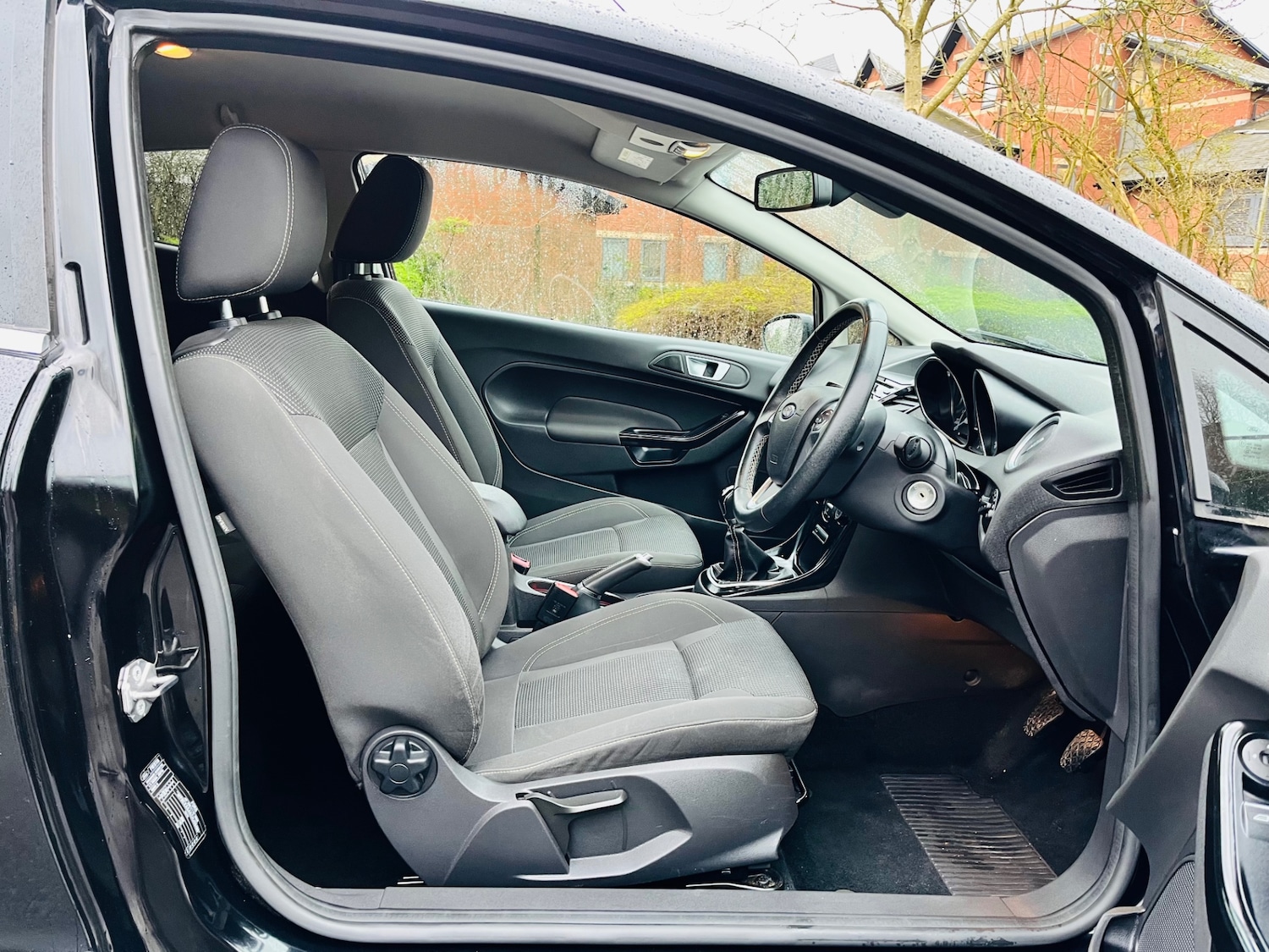 Used Ford Fiesta 2017 for sale - 78011380: Photo 15