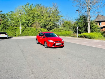 Used Ford Focus 2014 for sale - 78421850: Photo