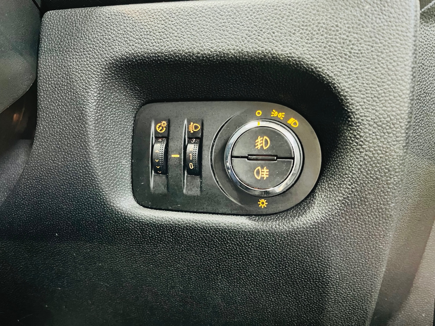 Used Vauxhall Corsa 2014 for sale - 78039974: Photo 16