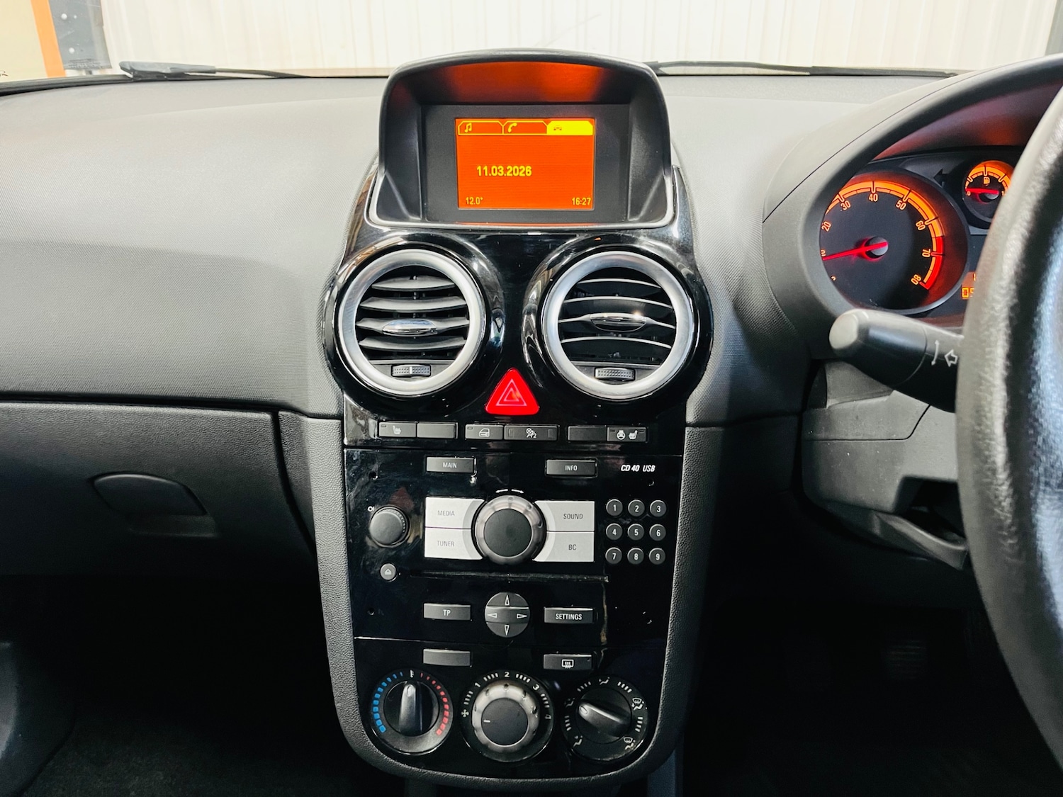 Used Vauxhall Corsa 2014 for sale - 78039974: Photo 21