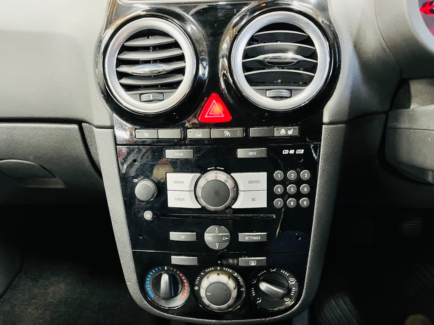 Used Vauxhall Corsa 2014 for sale - 78039974: Photo 23