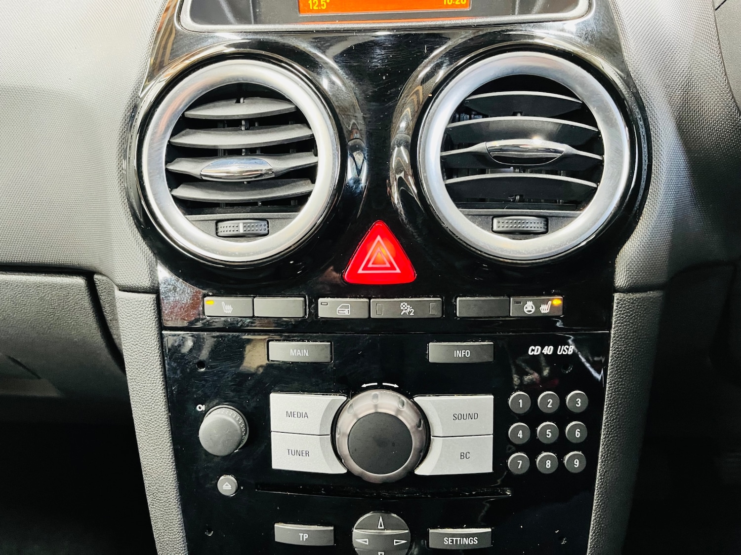 Used Vauxhall Corsa 2014 for sale - 78039974: Photo 28