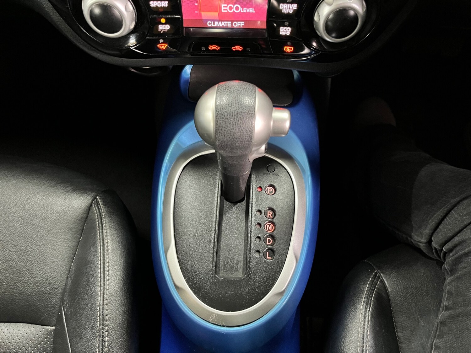 Used Nissan Juke 2018 for sale - 78210296: Photo 42