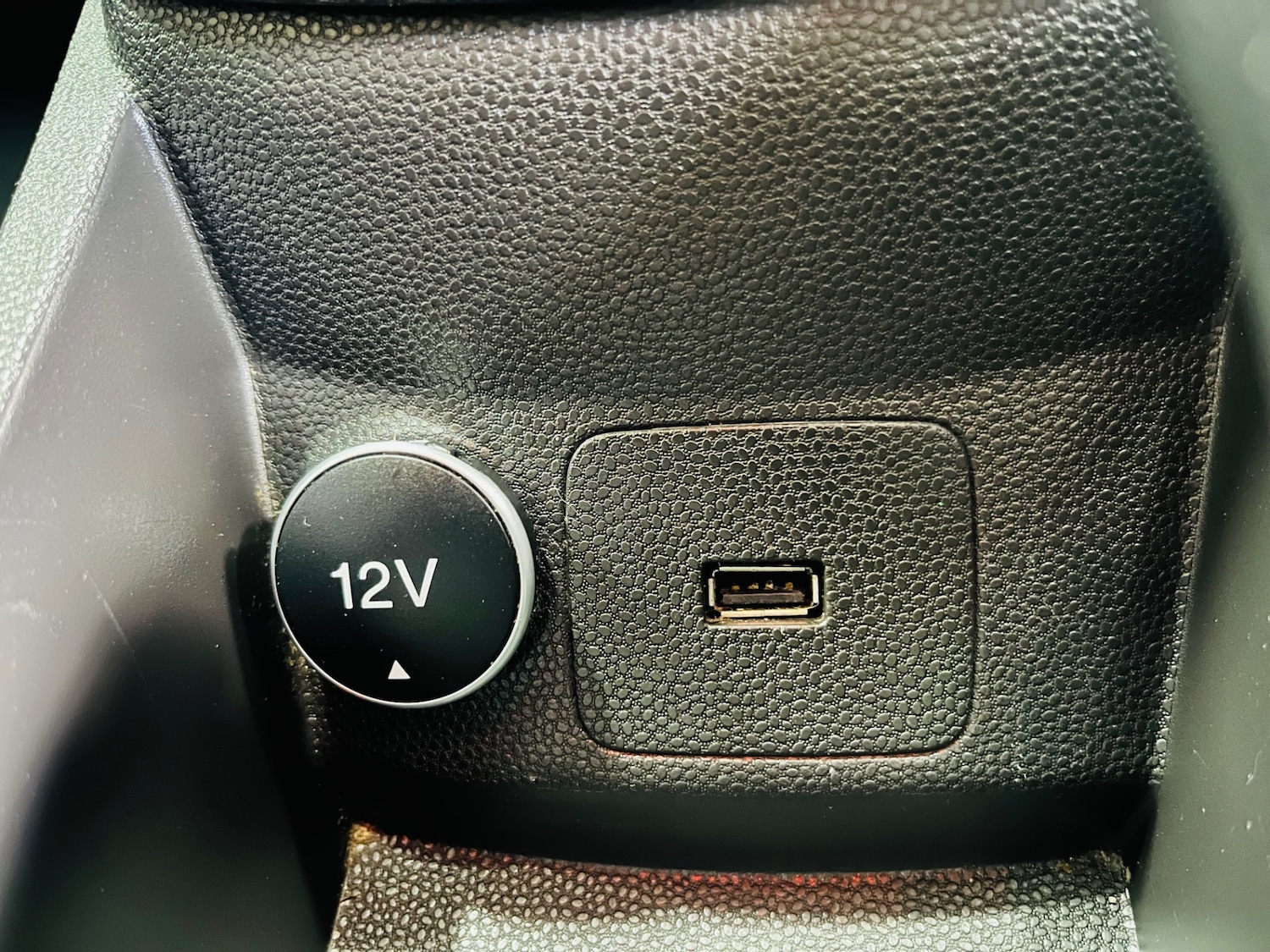 Used Ford Fiesta 2017 for sale - 78028403: Photo 30