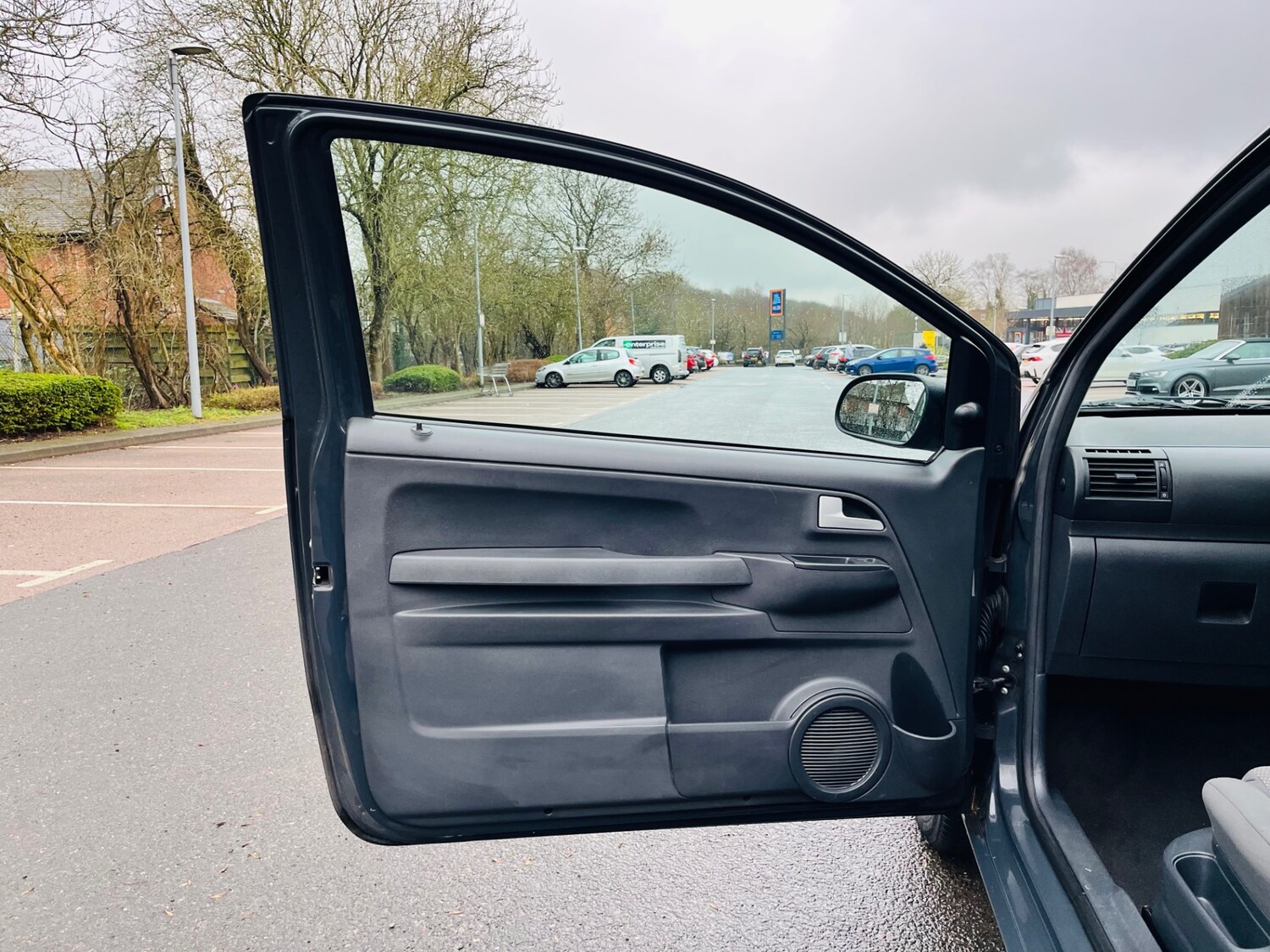 Used Volkswagen Fox 2010 for sale - 78039381: Photo 31