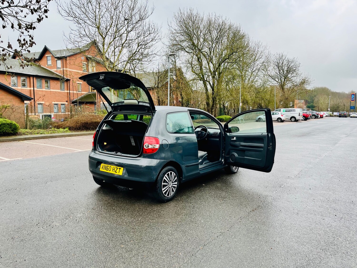 Used Volkswagen Fox 2010 for sale - 78039381: Photo 38