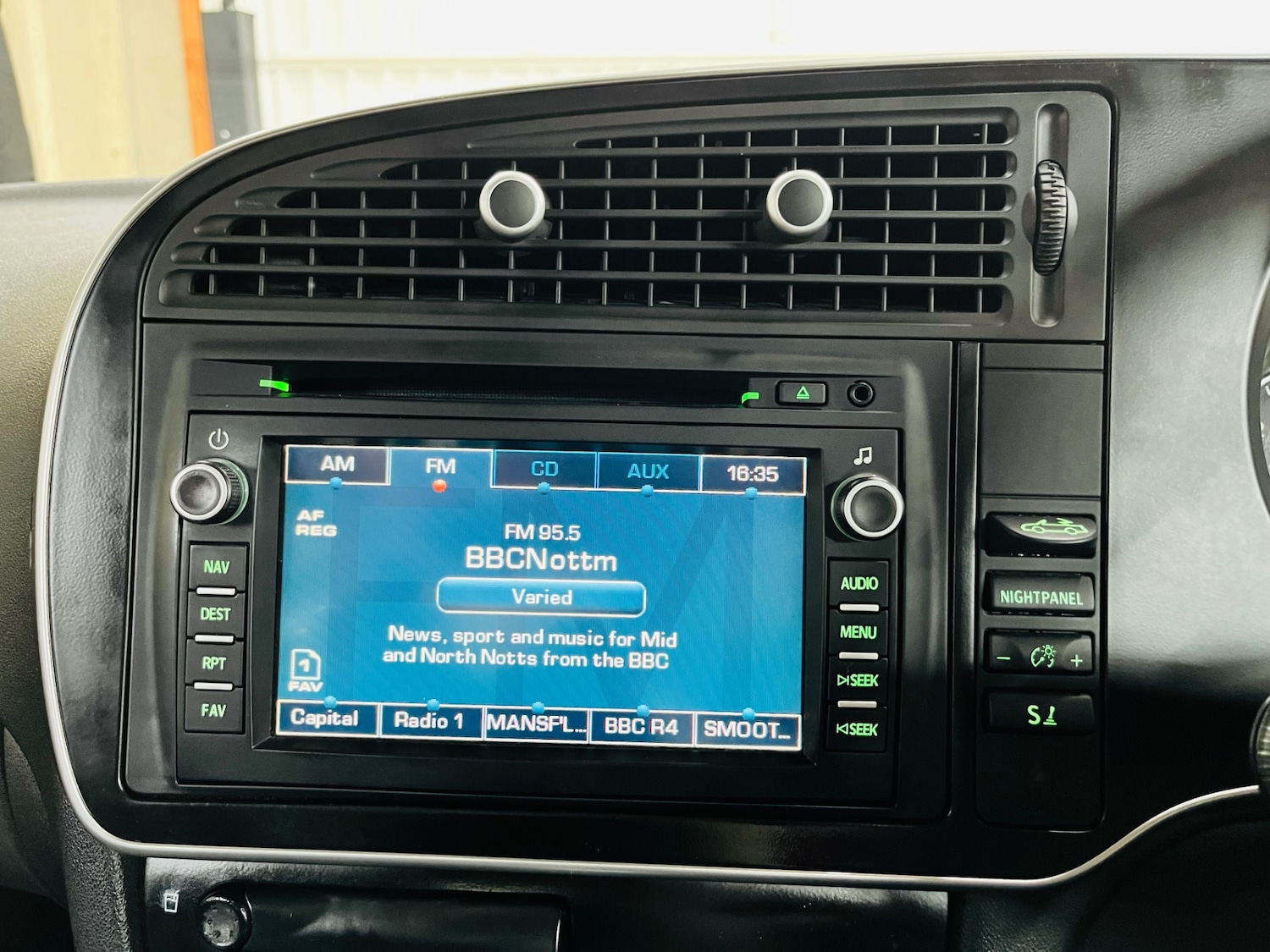 Used Saab 9-3 2010 for sale - 78027357: Photo 38