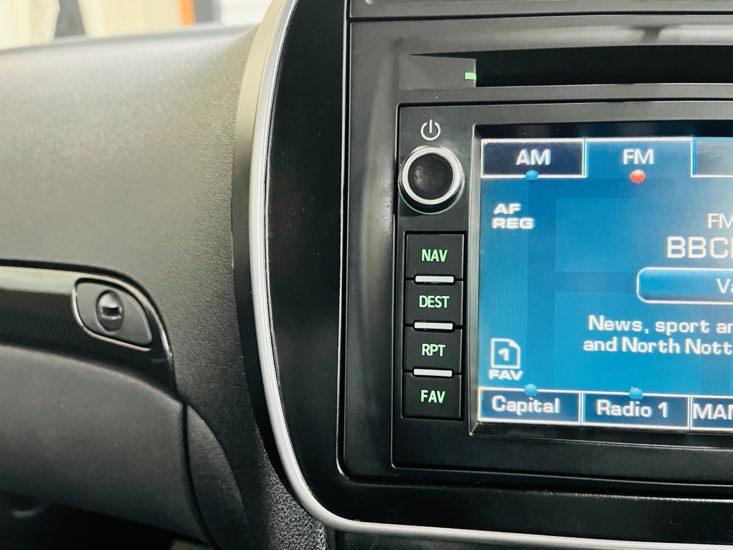 Used Saab 9-3 2010 for sale - 78027357: Photo 40