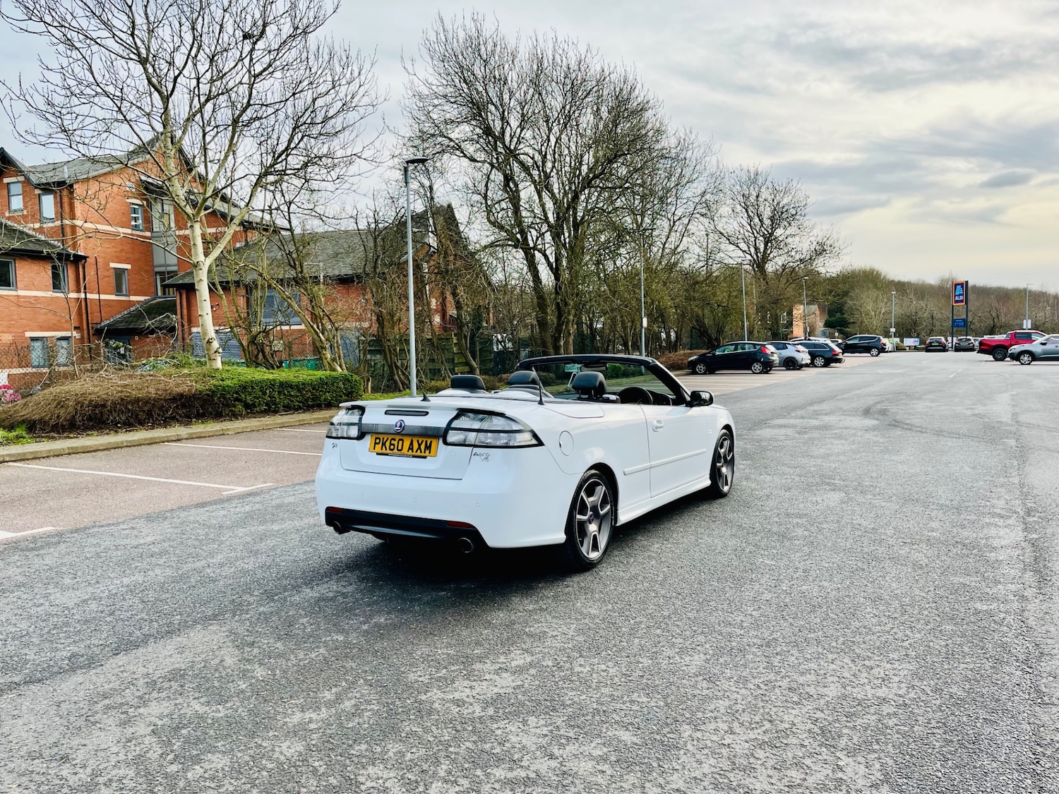 Used Saab 9-3 2010 for sale - 78027357: Photo 7