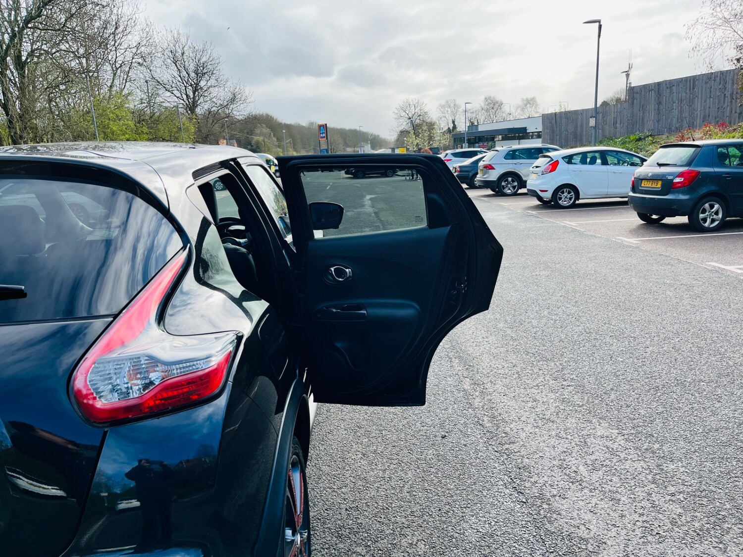 Used Nissan Juke 2015 for sale - 78028185: Photo 21