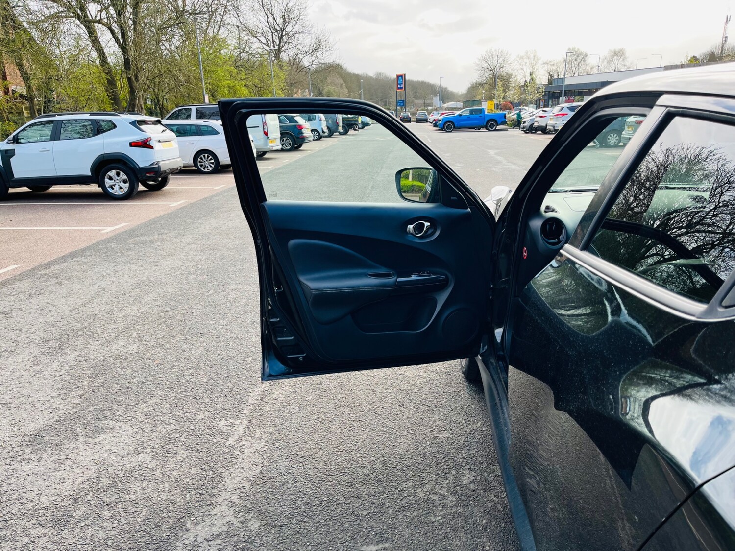 Used Nissan Juke 2015 for sale - 78028185: Photo 31