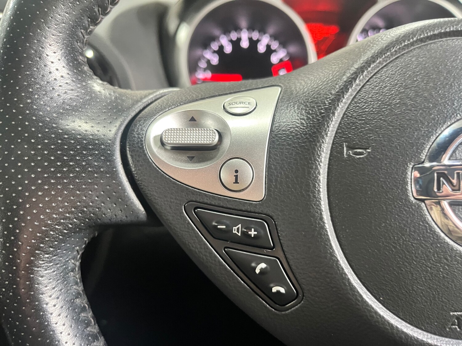 Used Nissan Juke 2015 for sale - 78028185: Photo 38