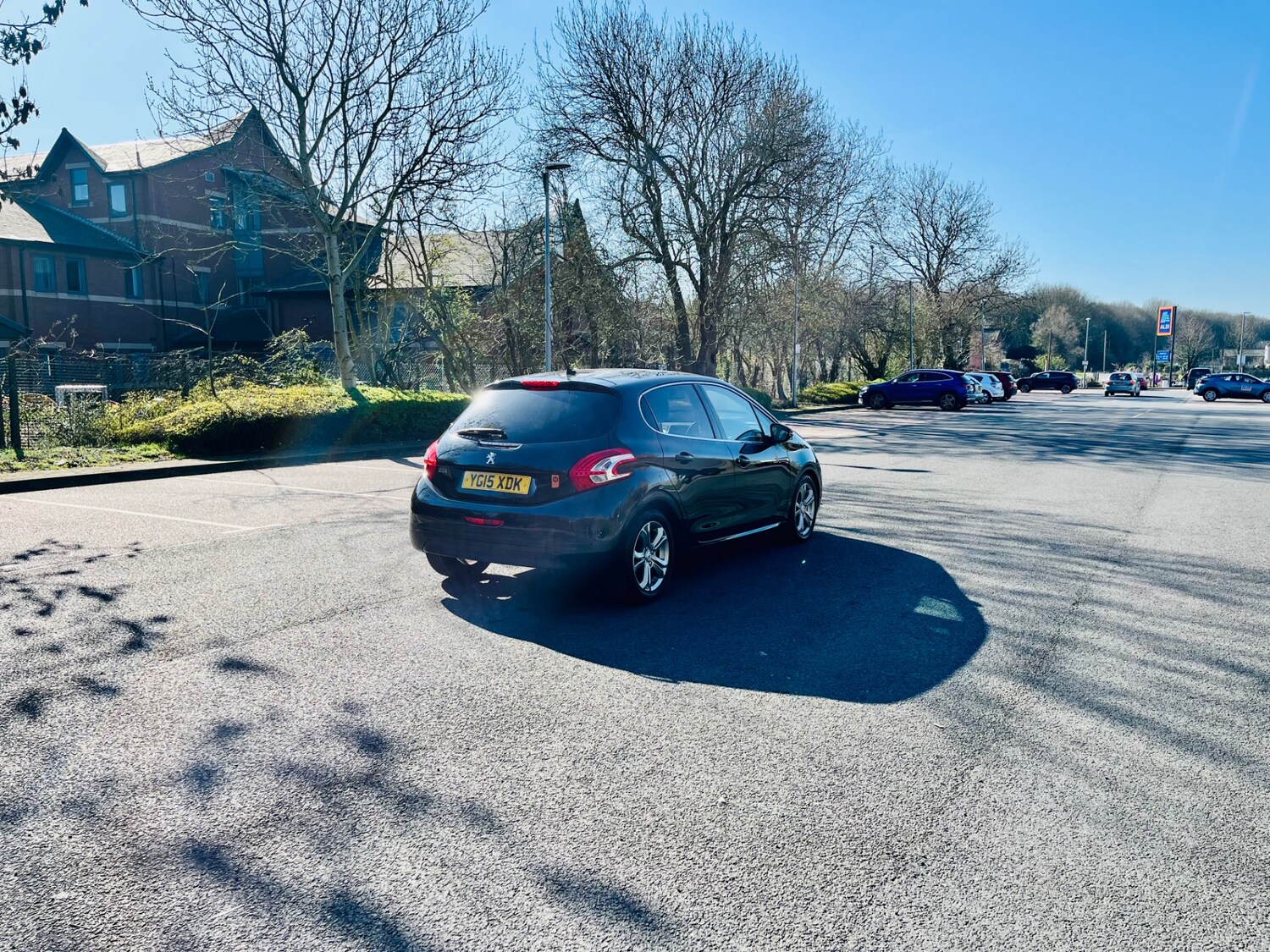 Used Peugeot 208 2015 for sale - 78028040: Photo 10
