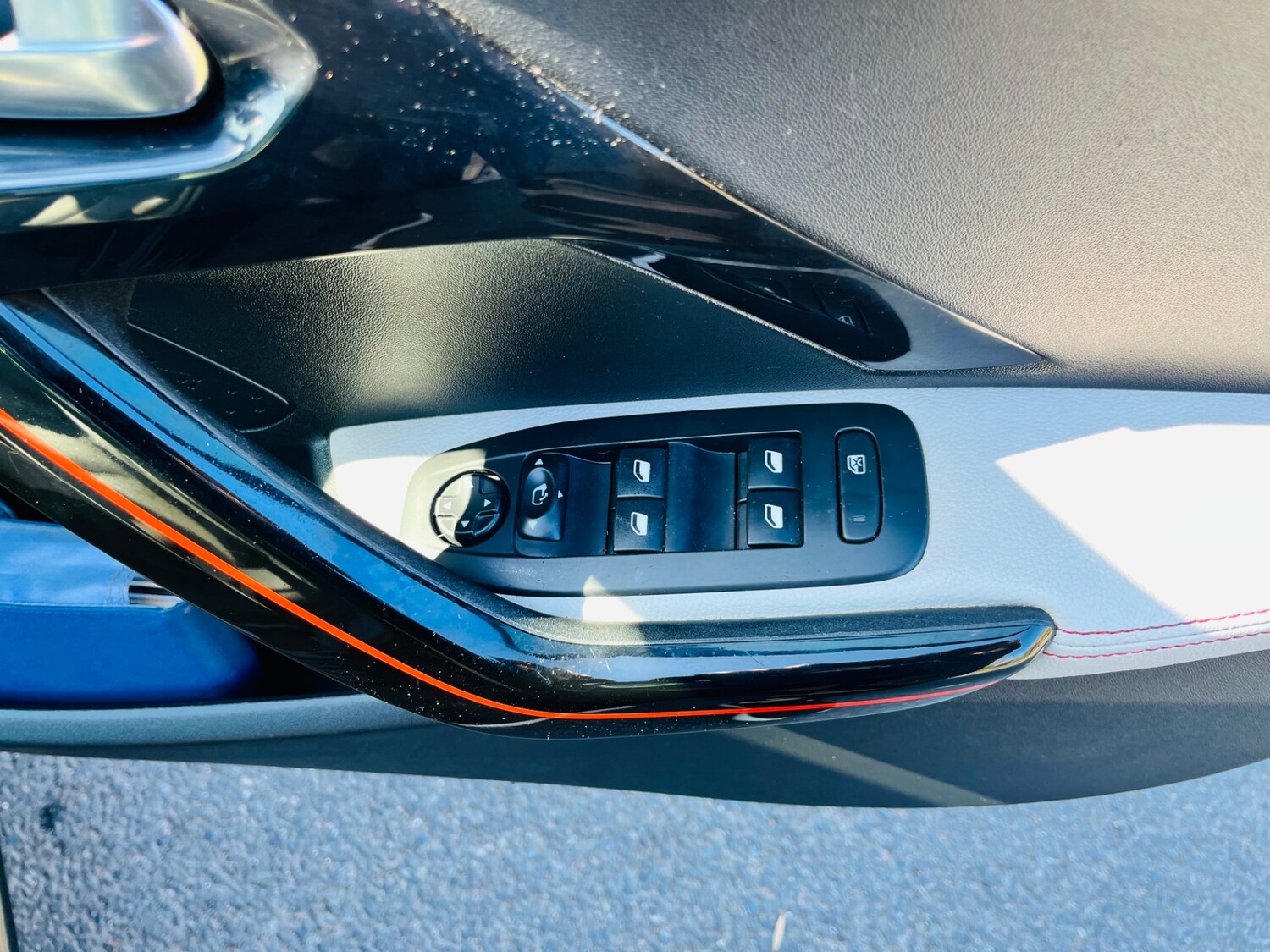 Used Peugeot 208 2015 for sale - 78028040: Photo 13